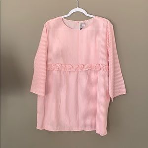 🎀 NWT Pink and white pinstripe maternity blouse